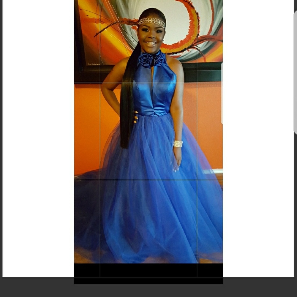 Dress - Picture 4 of 6